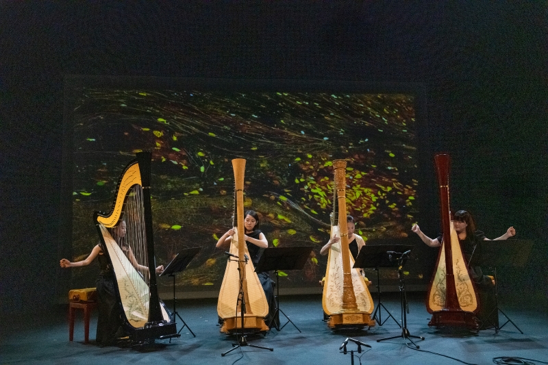 「蒙納米豎琴樂團受邀參加《Harpes au Max 2023》法國第三屆國際豎琴節 Festival international de harpes en Pays d'Ancenis 演出計畫」演出照片：戲劇展演廳演出照（照片由大會攝影師Nathalie Gautier提供）